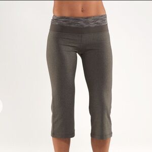 Lululemon Womens Groove Crop